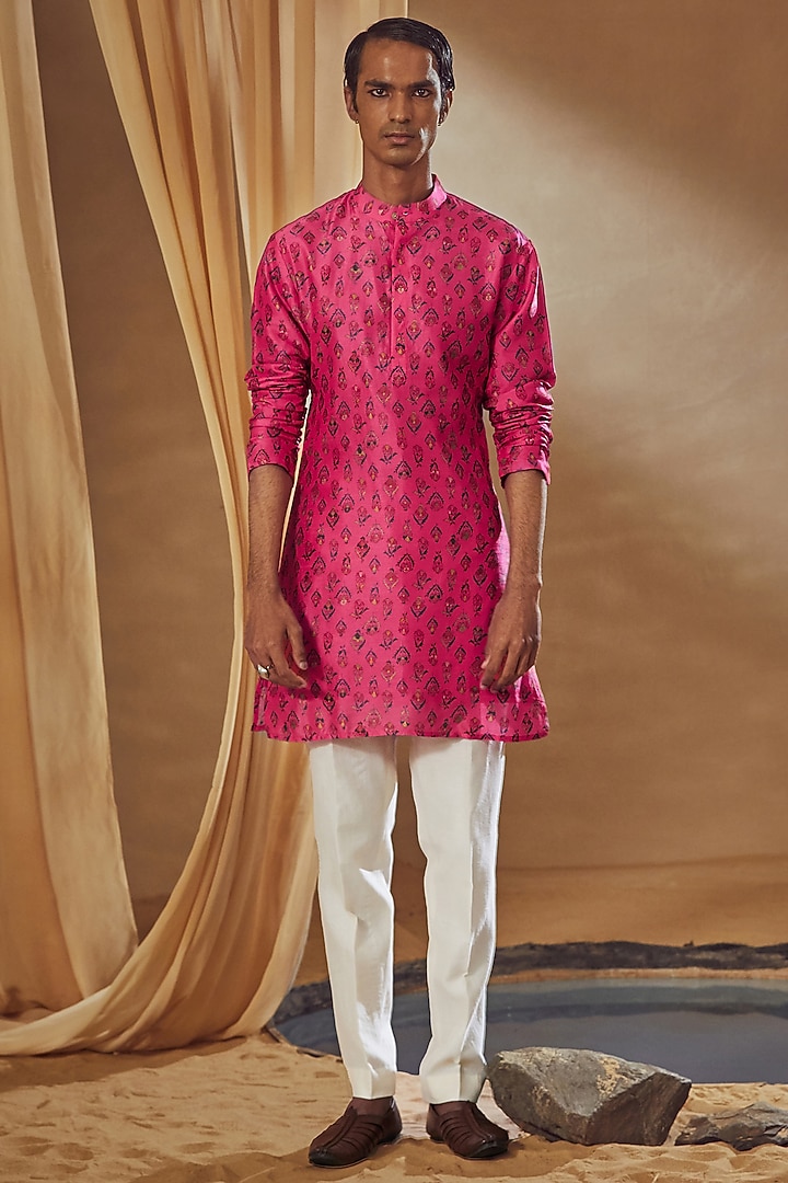 Pink Printed Kurta Set by Drishti & Zahabia Mens at Pernia's Pop Up Shop