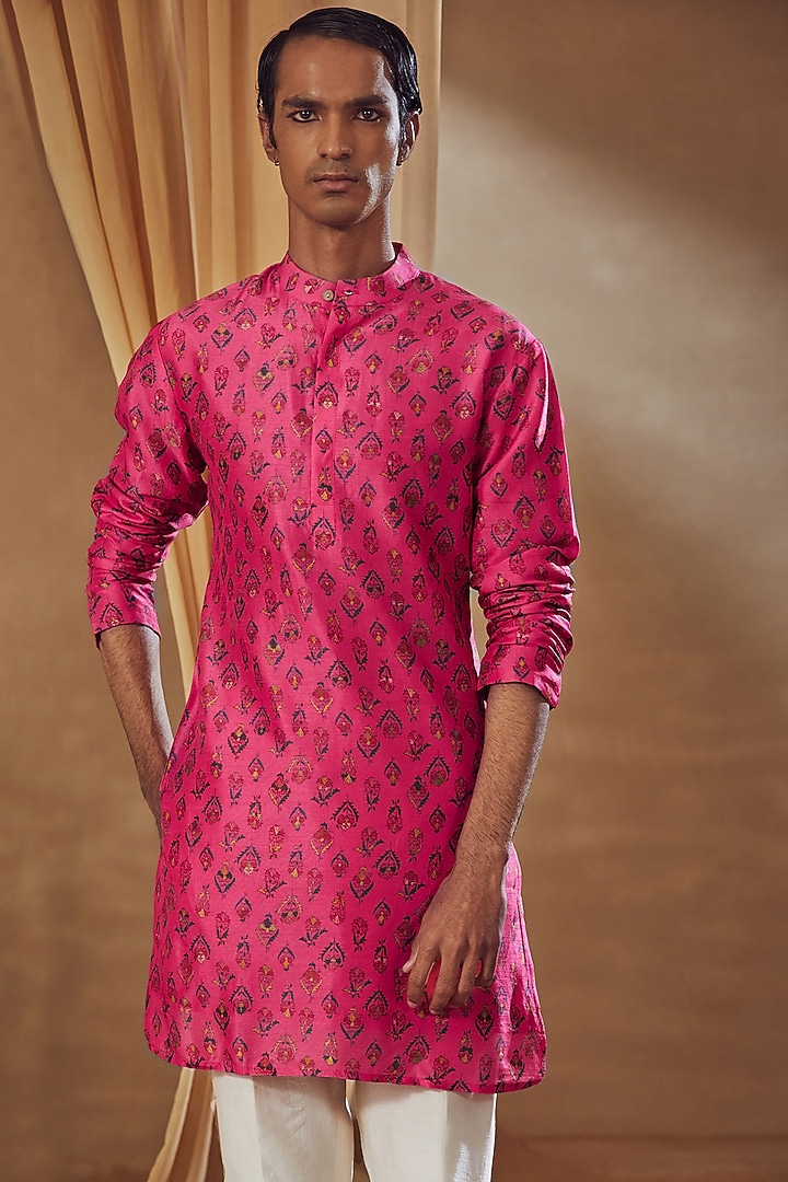 Pink Printed Kurta Set by Drishti & Zahabia Mens at Pernia's Pop Up Shop