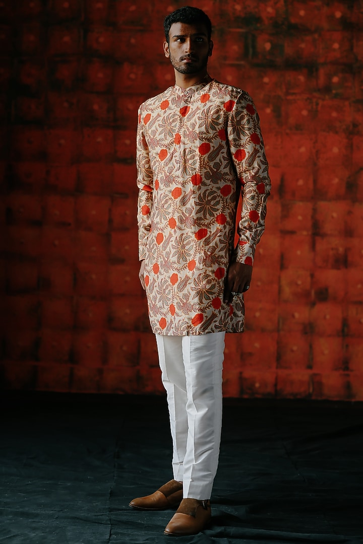 Ivory Dupion Silk Digital Printed Kurta Set by Drishti & Zahabia Men at Pernia's Pop Up Shop