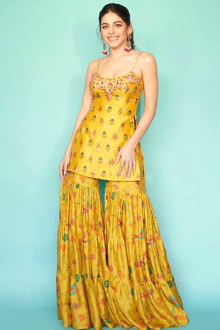 Yellow Printed Wedding Sharara Set by Drishti & Zahabia at Pernia's Pop Up Shop