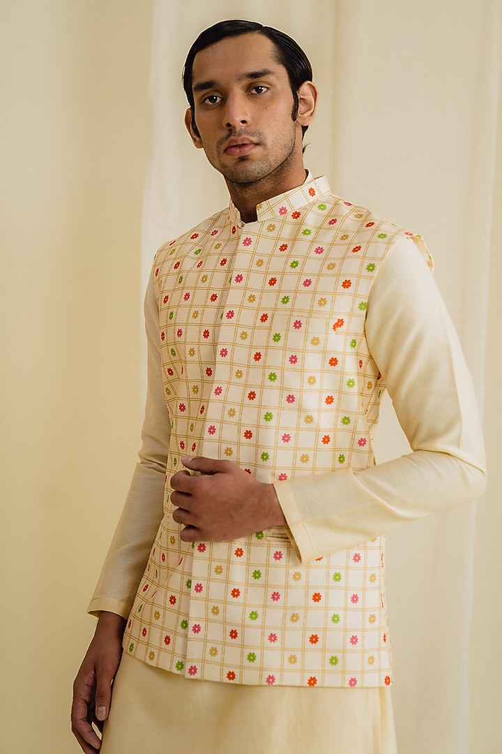 Cream Dupion Silk Digital Printed Bundi Jacket Set by Drishti & Zahabia Mens at Pernia's Pop Up Shop
