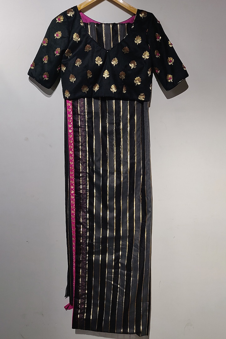 Black Striped Saree Set With Banarasi Blouse by Dhara Shah Studio
