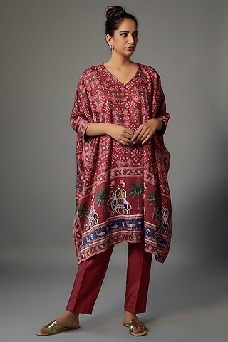 Maroon Modal Silk Printed Kaftan Set by Dhara Shah Studio