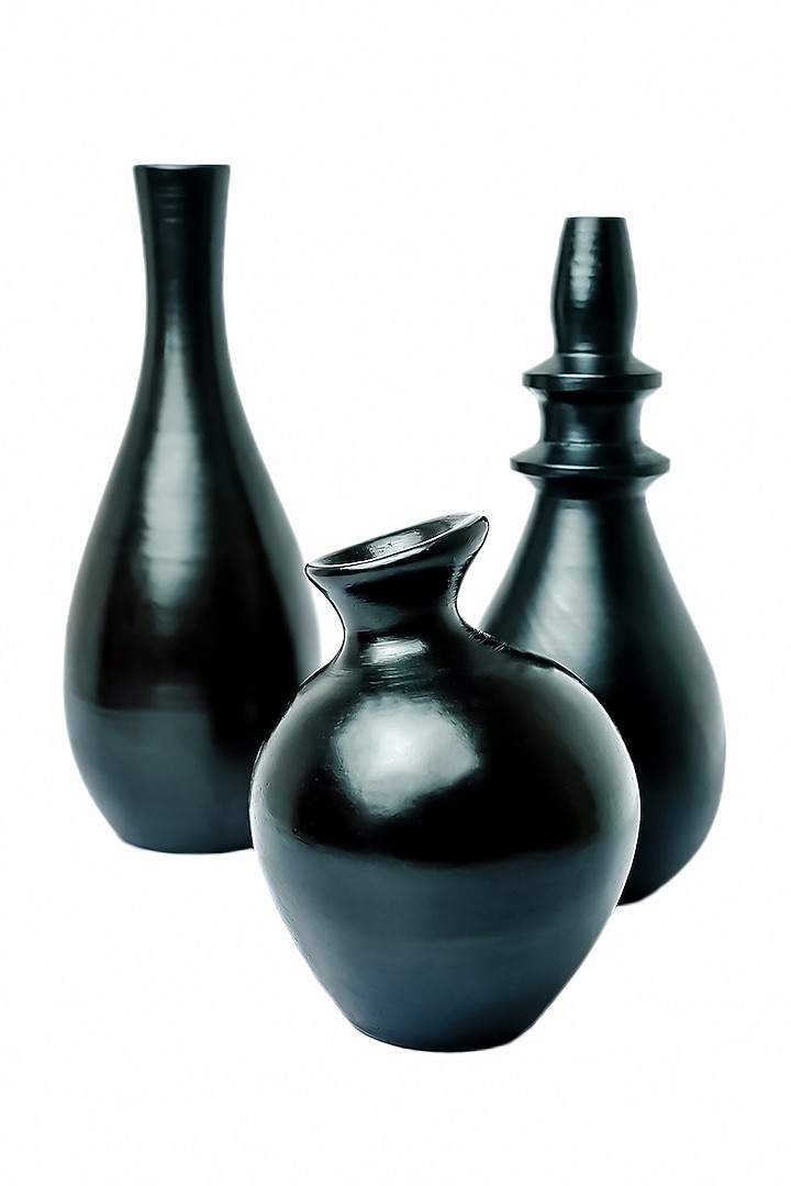 Black Blackened Terracotta Vase Set (Set of 4) by Jin and Company at Pernia's Pop Up Shop