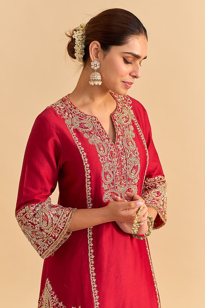 Deep Red Silk Chanderi Embroidered A-Line Kurta Set by Sheetal Batra at Pernia's Pop Up Shop