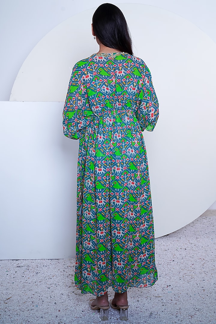 Grey & Green Printed Kaftan With Inner by Komal Shah at Pernia's Pop Up Shop
