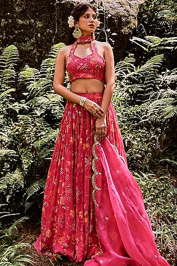 Rani Pink Organza Printed Wedding Lehenga Set by Paulmi & Harsh at Pernia's Pop Up Shop
