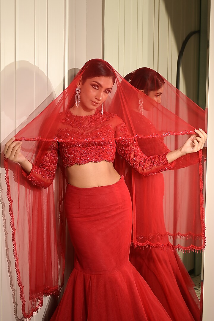 Red Net & Crepe Silk Fish-Cut Wedding Lehenga Set by Empress by Arefa at Pernia's Pop Up Shop