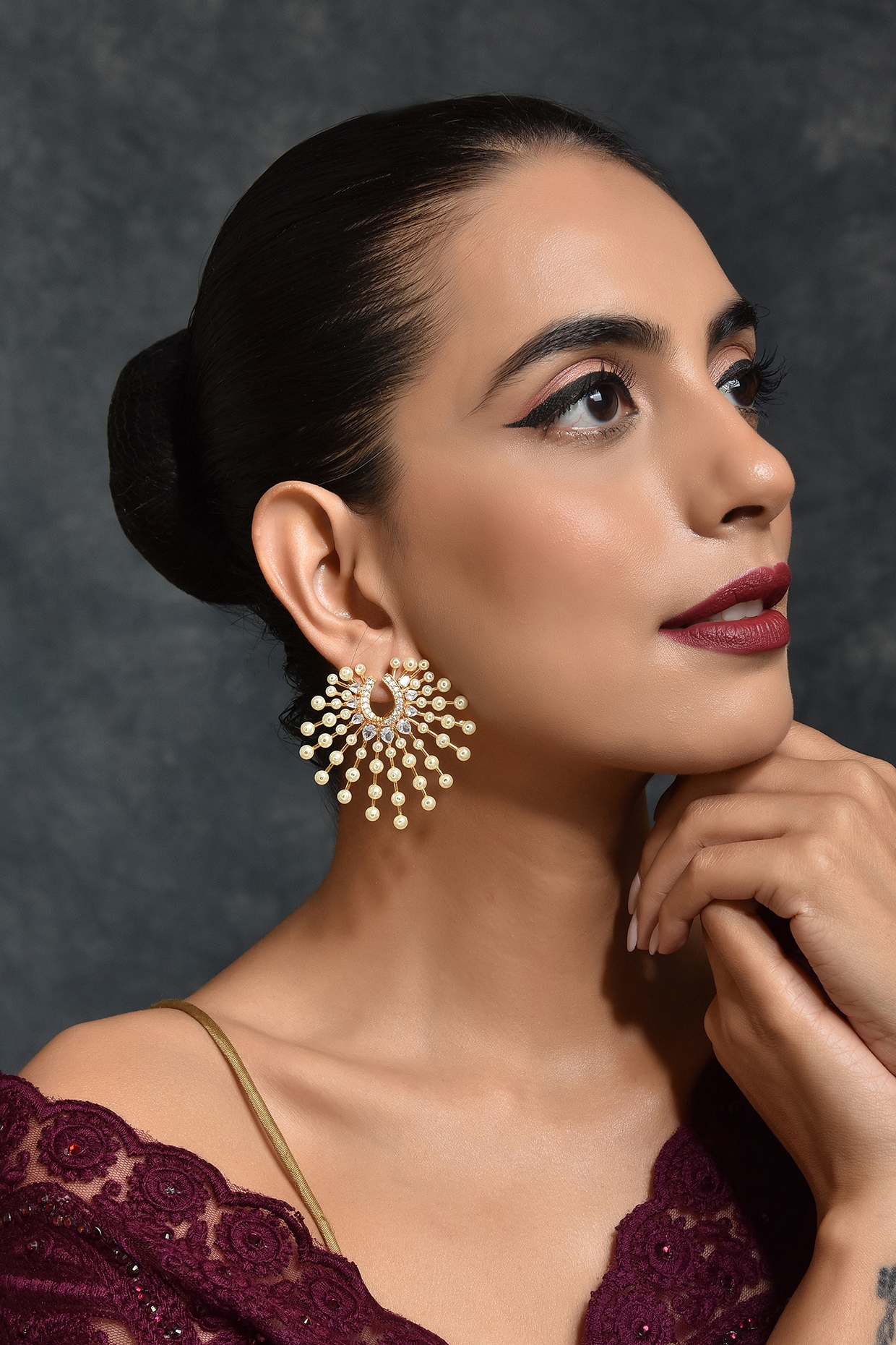 What Jewellery to Wear with the Saree? - DishiS Designer Jewellery