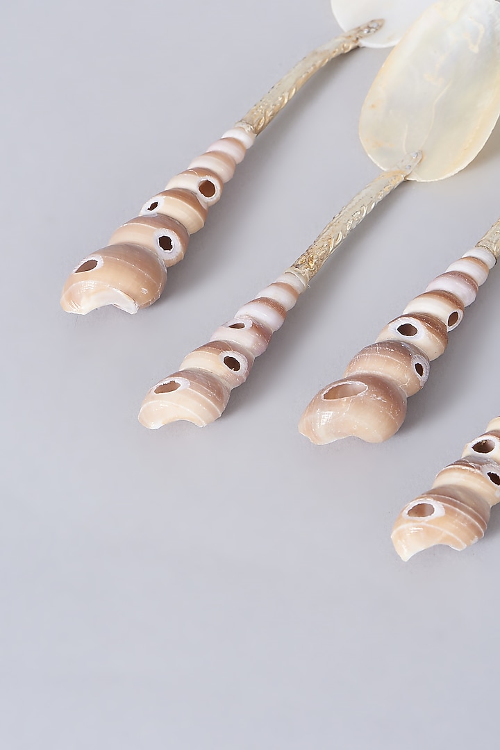 Pearl White Shell Spoons (Set of 4) by THOA at Pernia's Pop Up Shop