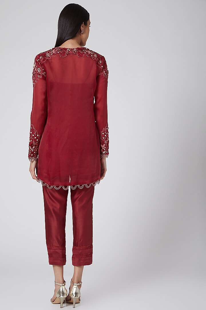 Red Embroidered Pants Set by Dheeru Taneja at Pernia's Pop Up Shop