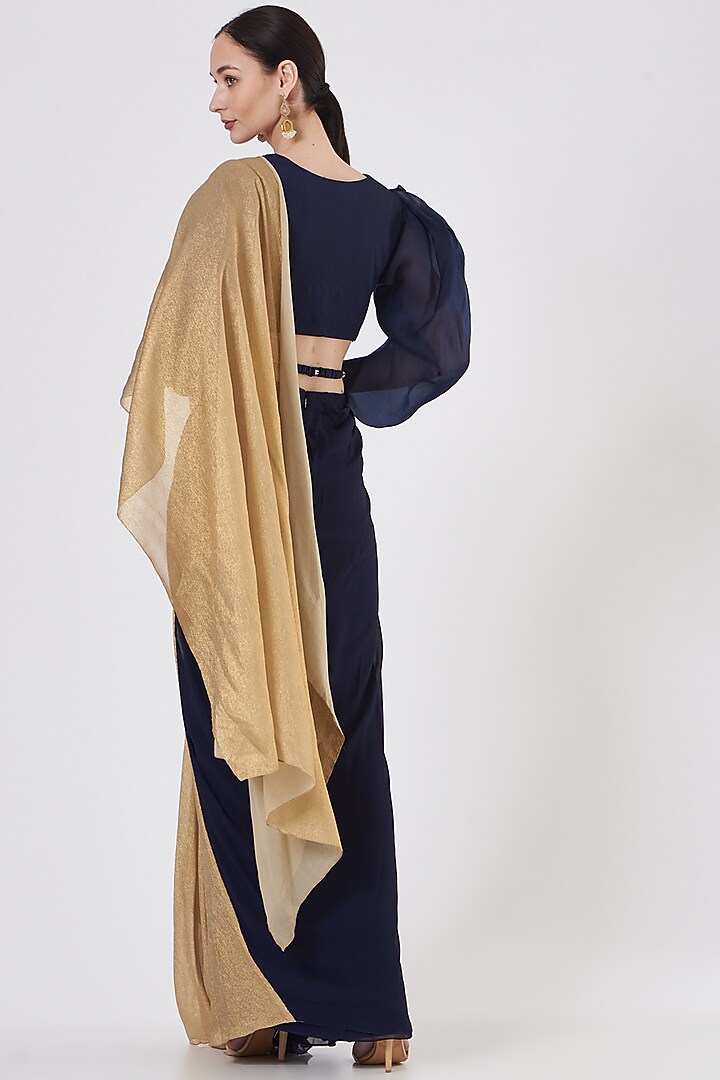 Midnight Blue Hand Embroidered Party Wear Saree Set by Dheeru Taneja at Pernia's Pop Up Shop