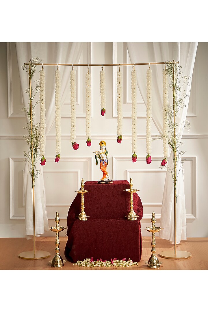 Gold Metal Rectangular Backdrop Stand by DecorTwist at Pernia's Pop Up Shop