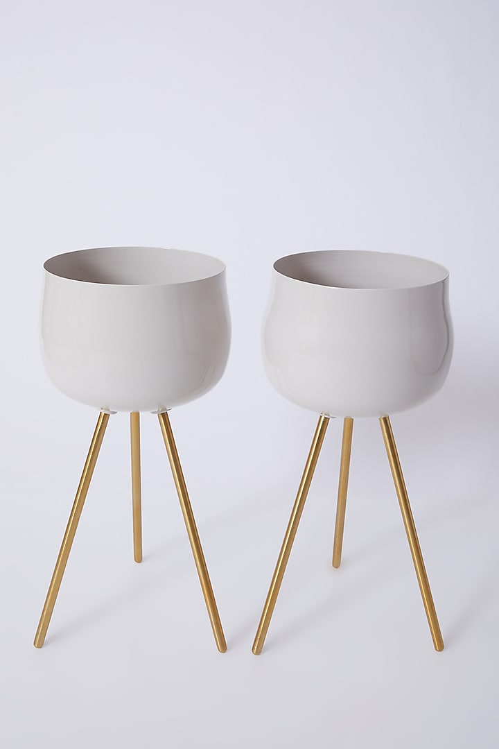 Beige & Gold Tripod Planters (Set of 2) by Dune Homes at Pernia's Pop Up Shop