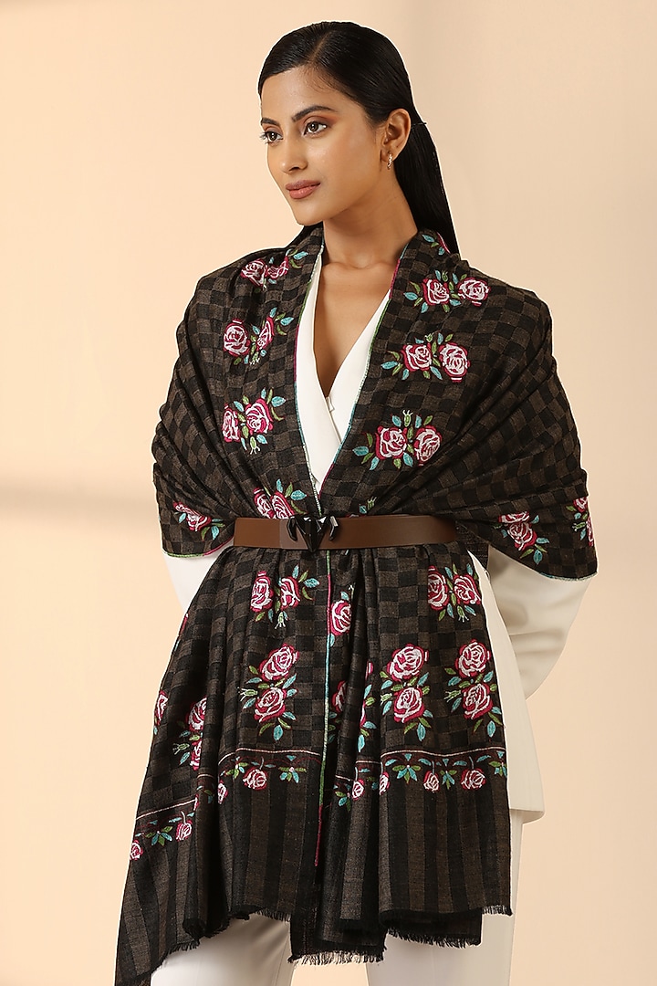 Black Pashmina Wool Sozni Embroidered Handwoven Shawl by DUSALA  ACCESSORIES at Pernia's Pop Up Shop