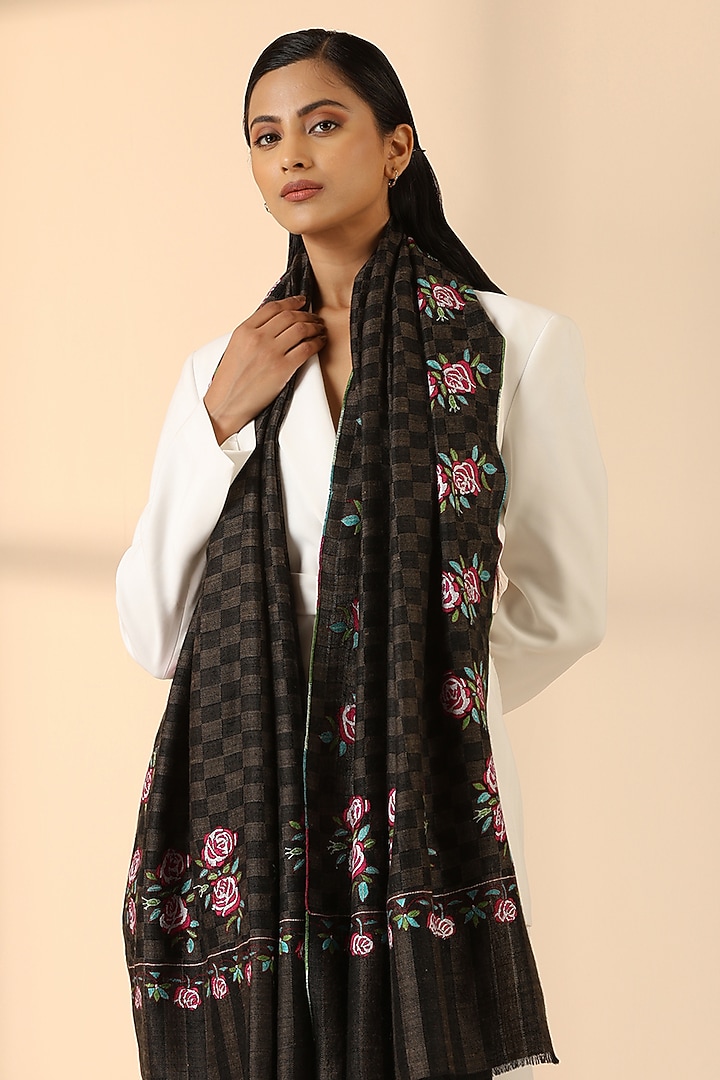 Black Pashmina Wool Sozni Embroidered Handwoven Shawl by DUSALA  ACCESSORIES at Pernia's Pop Up Shop
