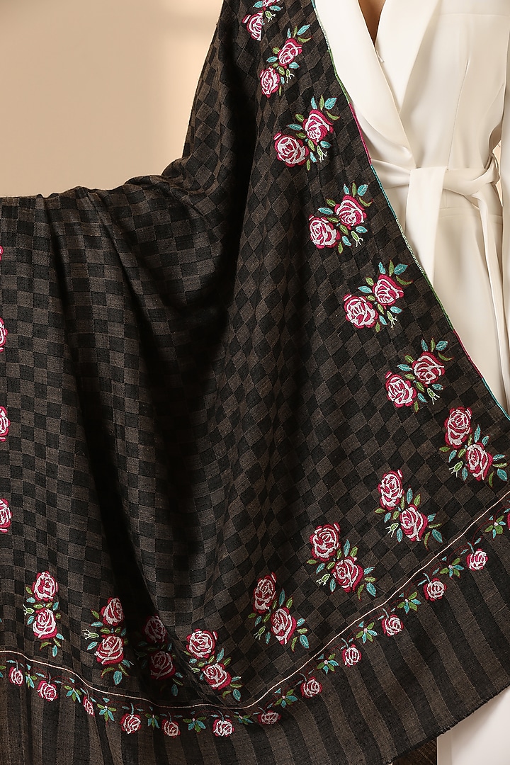 Black Pashmina Wool Sozni Embroidered Handwoven Shawl by DUSALA  ACCESSORIES at Pernia's Pop Up Shop