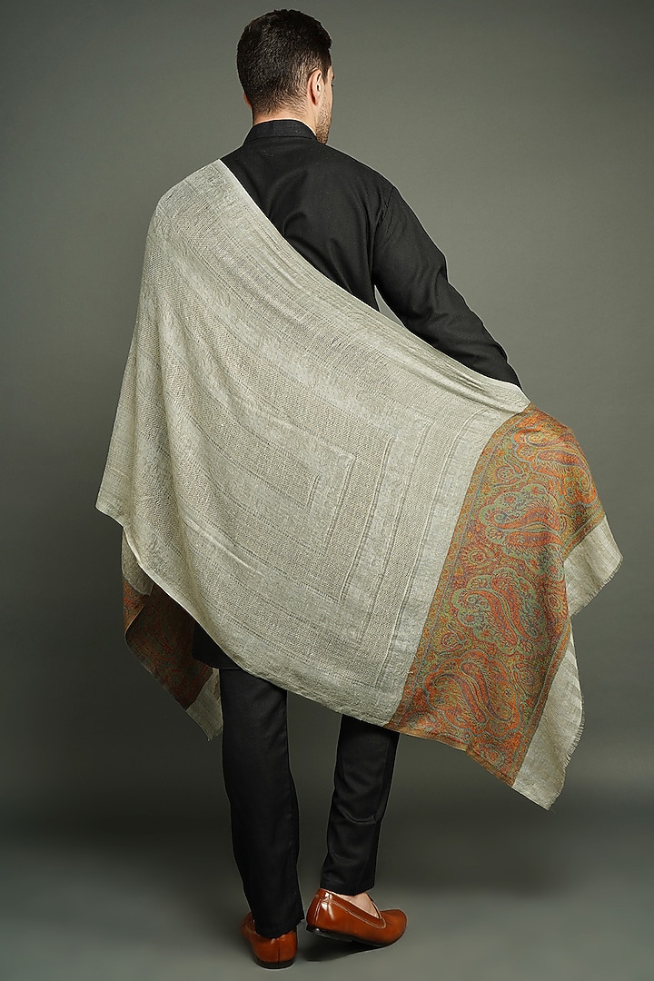 Grey Cashmere Fine Wool Woven Stole by Dusala Men at Pernia's Pop Up Shop
