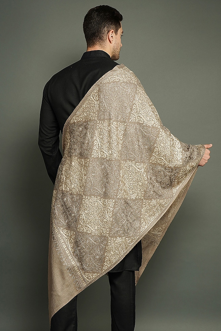 Grey Stole With Resham Work by Dusala Men at Pernia's Pop Up Shop