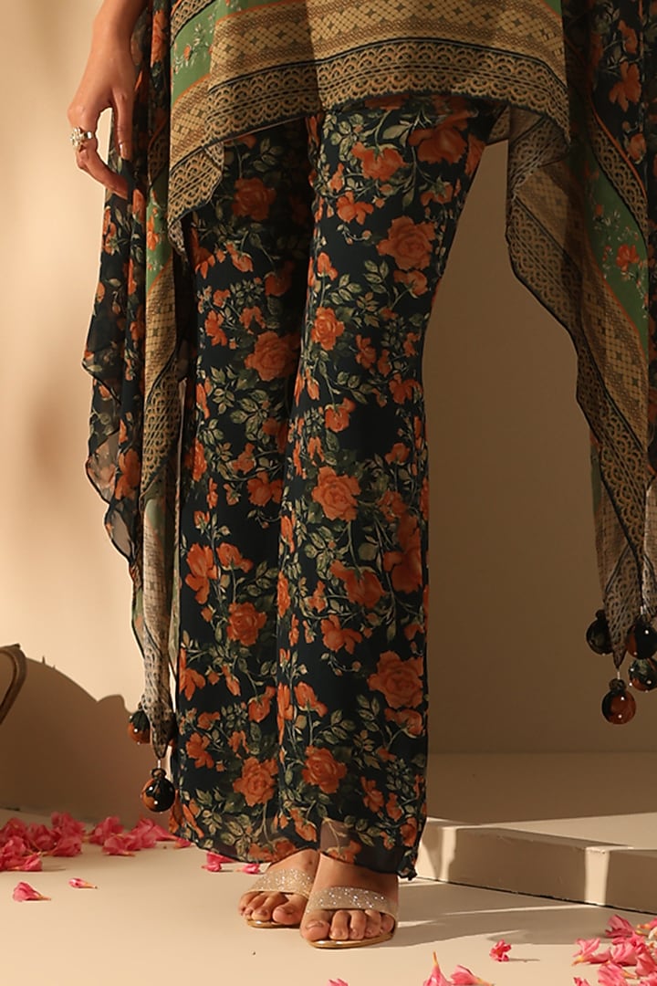 Black Georgette Printed Kurta Set by Dusala India at Pernia's Pop Up Shop