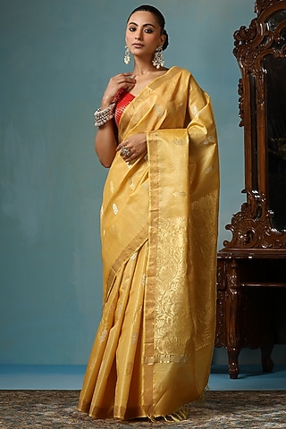 Light Yellow-Gold Kosa Silk Handwoven Saree Set by Dusala India