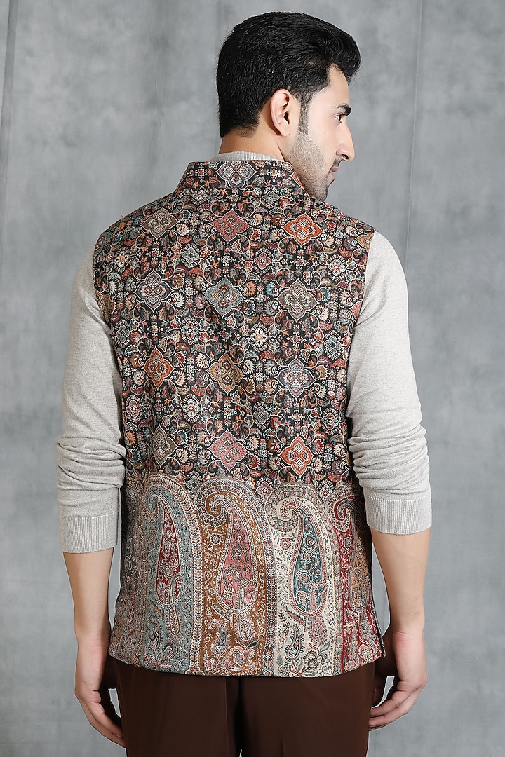 Black Pashmina Blend Paisley Hand Work Bundi Jacket by Dusala Men at Pernia's Pop Up Shop