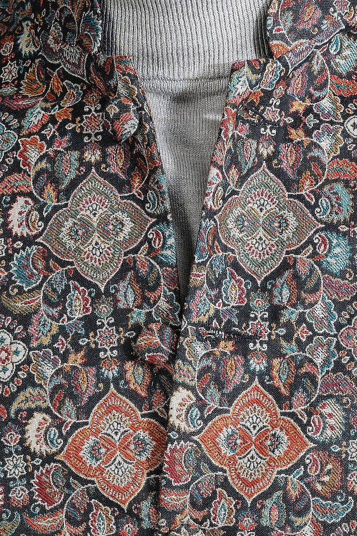 Black Pashmina Blend Paisley Hand Work Bundi Jacket by Dusala Men at Pernia's Pop Up Shop