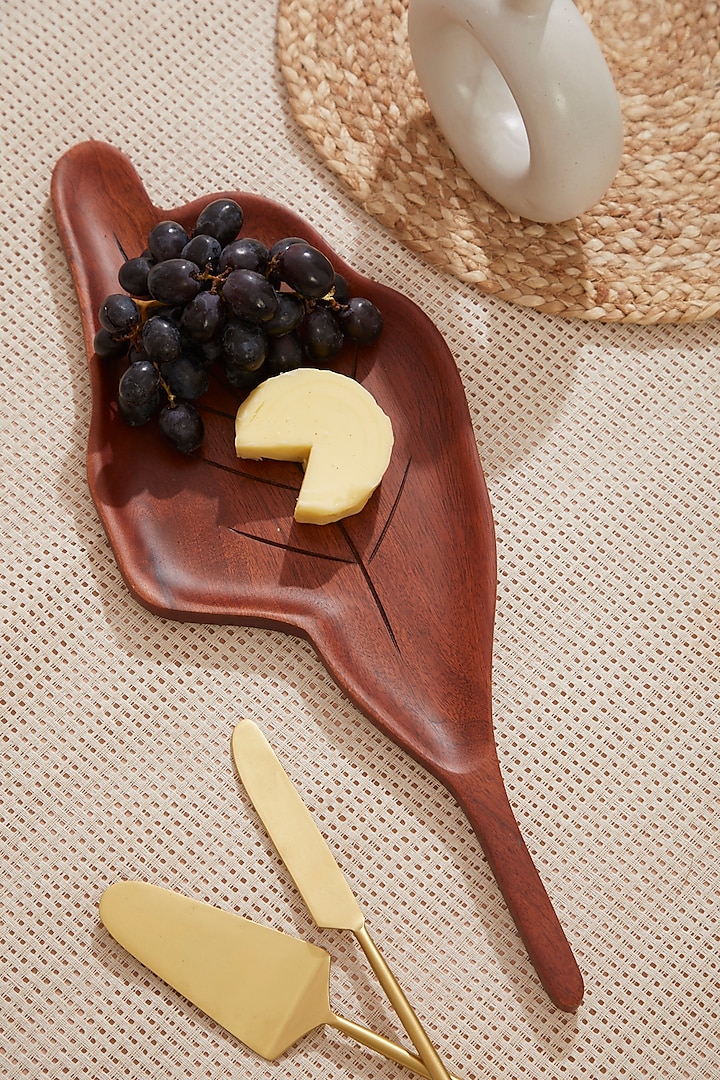 Coffee Brown Leaf-Shaped Serving Platter by Dune Homes