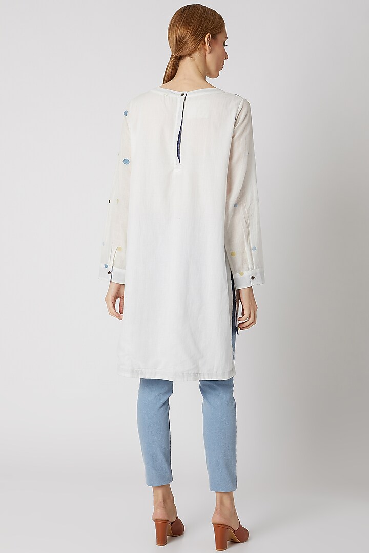 White Jamdani Asymmetric Tunic by DVAA at Pernia's Pop Up Shop