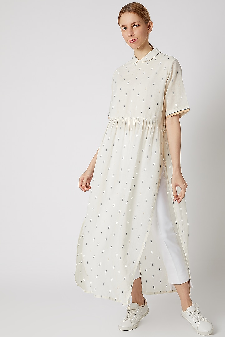 Off White Tunic With Box Sleeves by DVAA