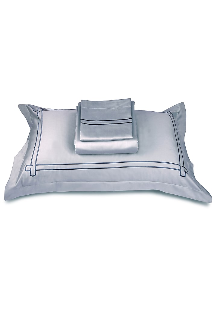 Silver Olive Cotton Bedsheet Set (Set of 3) by Veda Homes