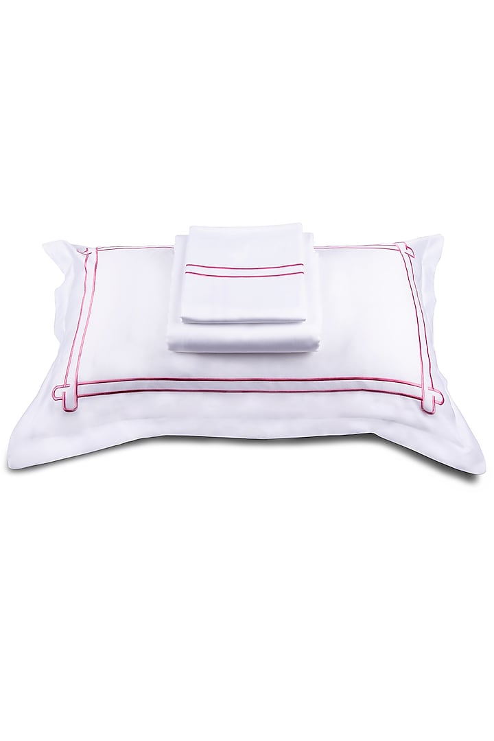 White Cotton Bedsheet Set (Set of 3) by Veda Homes