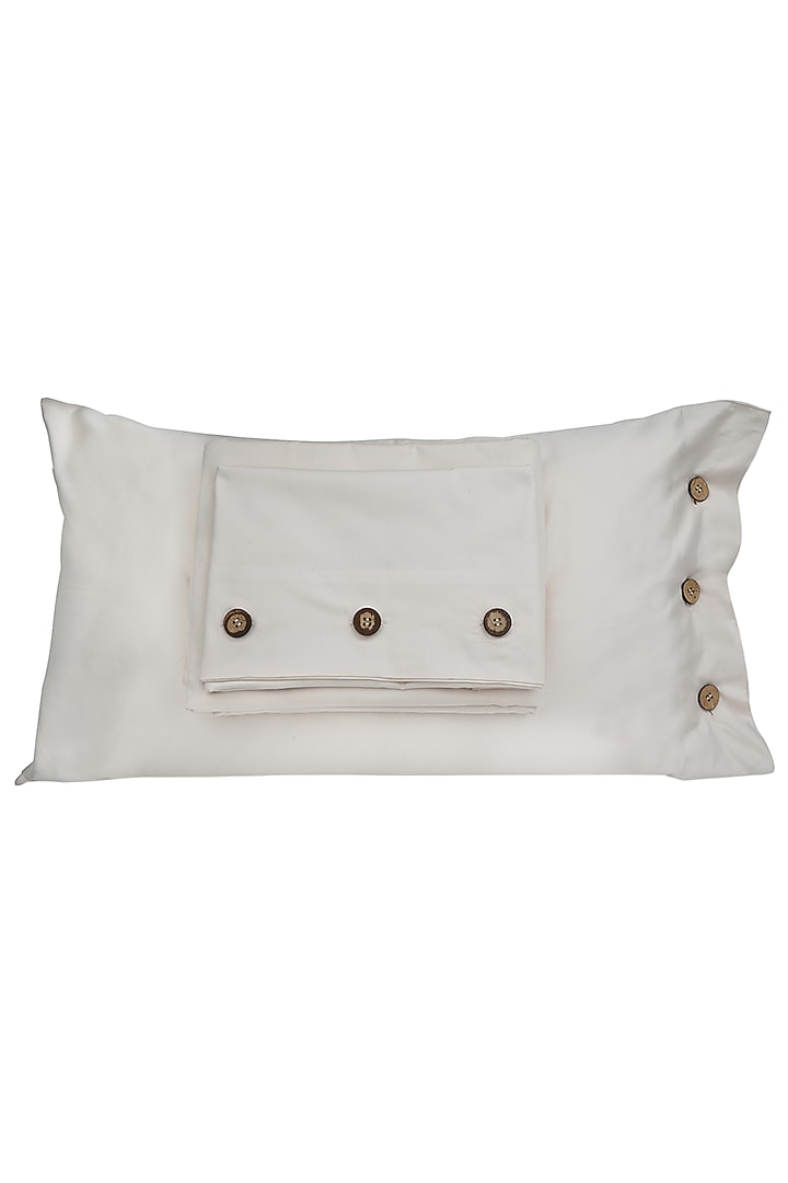 Cream Cotton Bedsheet Set by Veda Homes at Pernia's Pop Up Shop