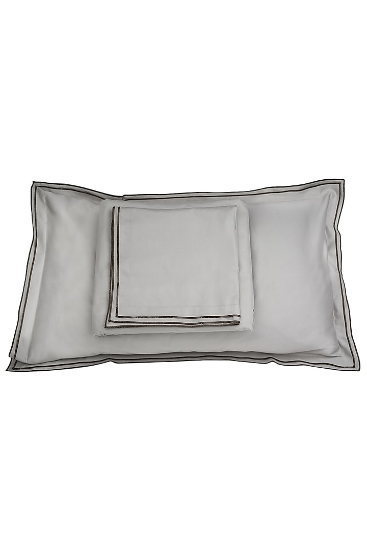 Modern Grey Cotton Bed Sheet Set by Veda Homes