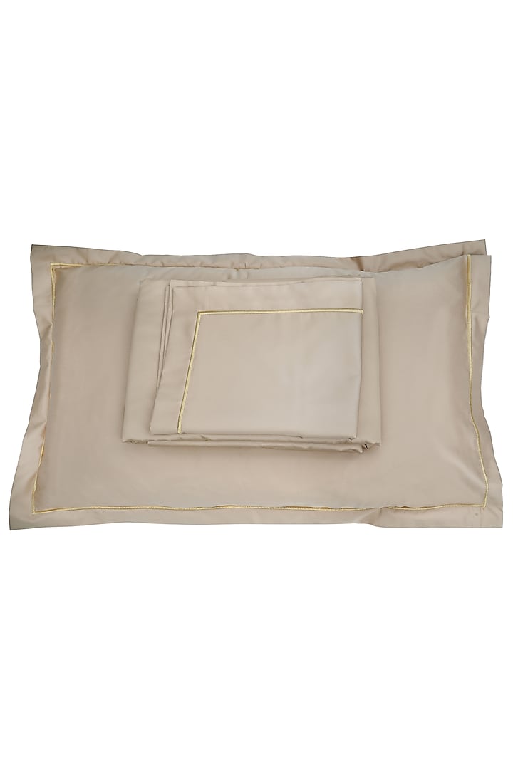 Desert Sand Cotton Bedsheet Set by Veda Homes