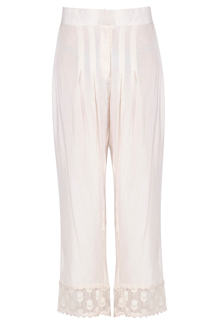 Off White Embroidered & Pintuck Kurta Set by Devnaagri at Pernia's Pop Up Shop