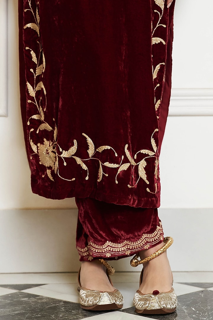 Maroon Velvet Zardosi Embroidered Straight Kurta Set by Devnaagri at Pernia's Pop Up Shop