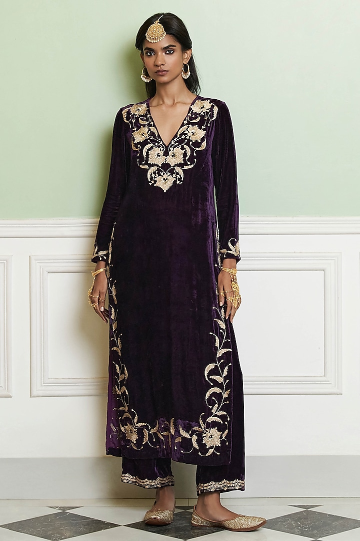 Deep Purple Velvet Zardosi Embroidered Straight Kurta Set by Devnaagri at Pernia's Pop Up Shop