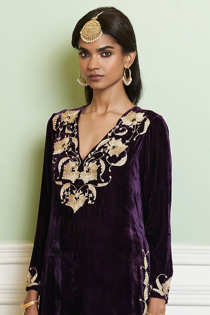 Deep Purple Velvet Zardosi Embroidered Straight Kurta Set by Devnaagri at Pernia's Pop Up Shop