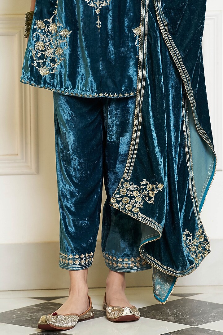 Teal Blue Velvet Zardosi Embroidered Short Kurta Set by Devnaagri at Pernia's Pop Up Shop