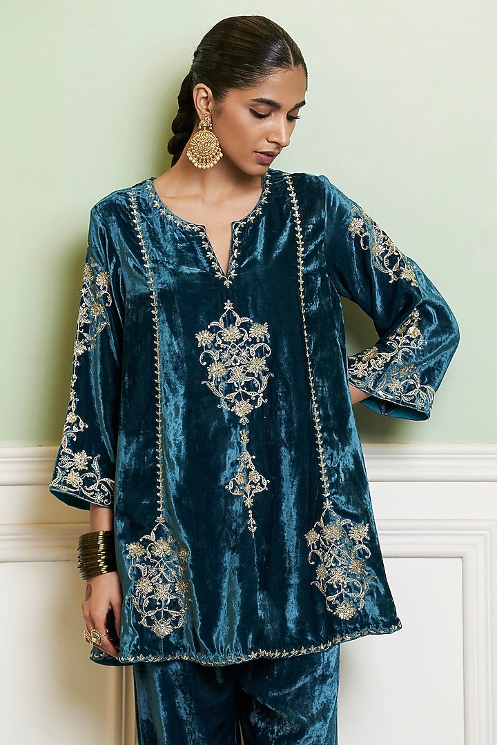 Teal Blue Velvet Zardosi Embroidered Short Kurta Set by Devnaagri at Pernia's Pop Up Shop