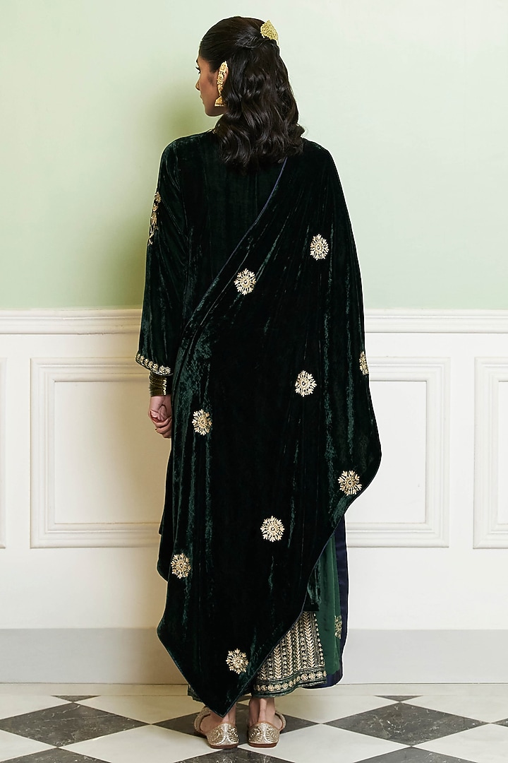 Emerald Green Velvet Zardosi Embroidered Straight Kurta Set by Devnaagri at Pernia's Pop Up Shop