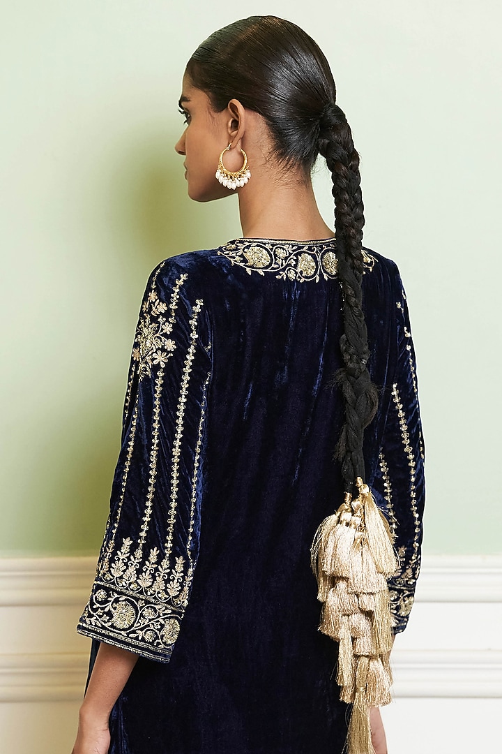 Navy Blue Velvet Zardosi Embroidered Straight Kurta Set by Devnaagri at Pernia's Pop Up Shop