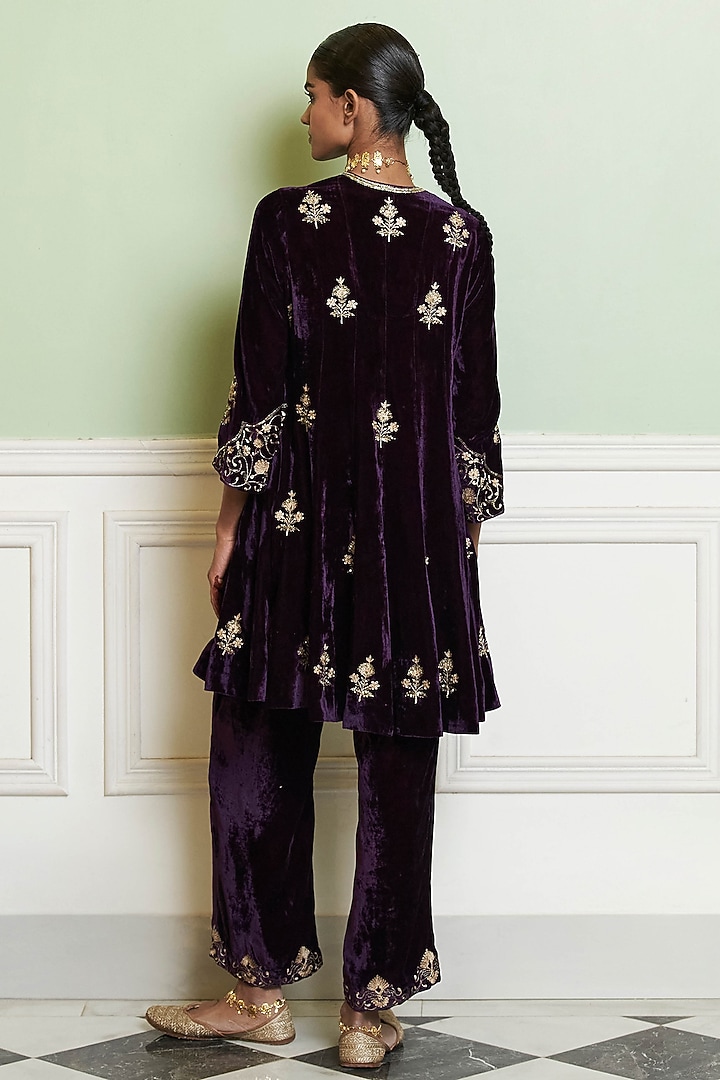 Deep Purple Velvet Zardosi Embroidered Straight Kurta Set by Devnaagri at Pernia's Pop Up Shop
