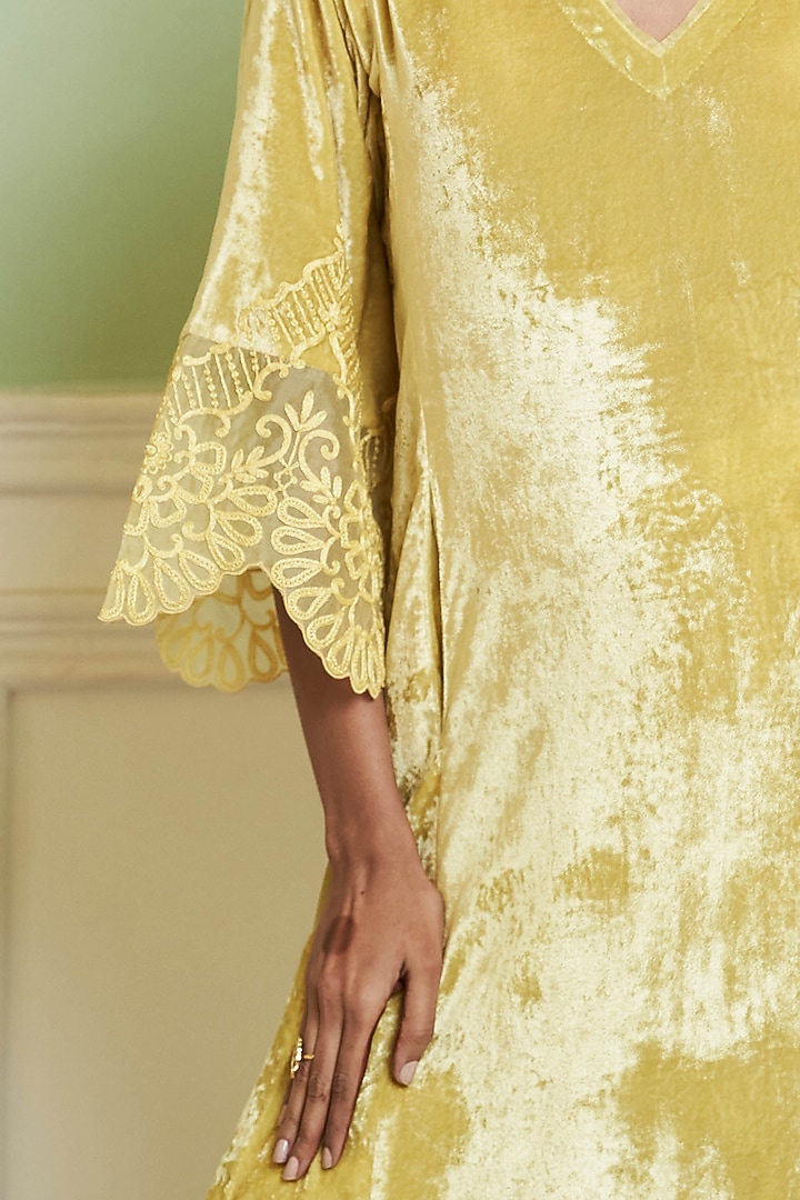 Lemon Yellow Velvet Dori Embroidered Straight Kurta Set by Devnaagri at Pernia's Pop Up Shop