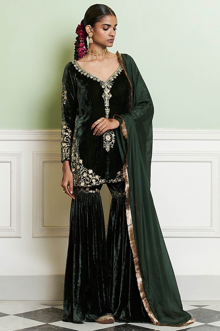 Emerald Green Velvet Flared Gharara Set by Devnaagri at Pernia's Pop Up Shop