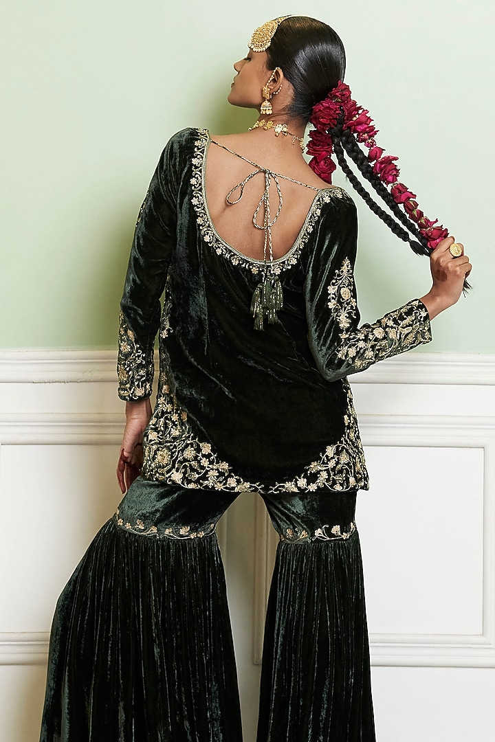 Emerald Green Velvet Flared Gharara Set by Devnaagri at Pernia's Pop Up Shop