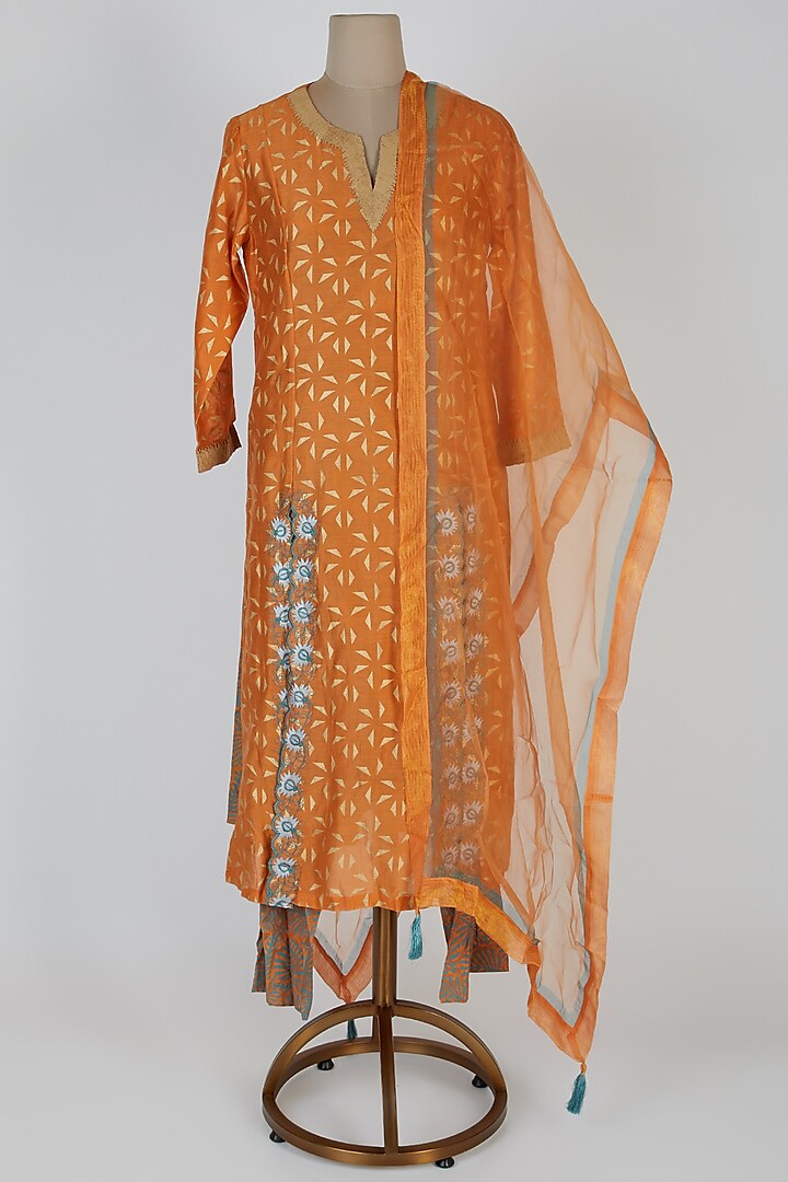 Orange Embellished & Printed Kurta Set by Devnaagri