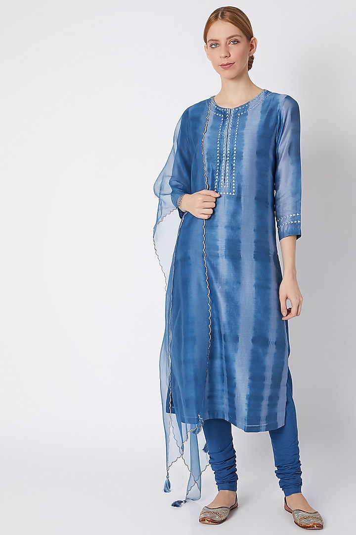 Blue Tie-Dye Printed Kurta Set by Devnaagri