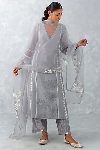 Grey Chanderi Embroidered & Printed Kurta Set by Devnaagri